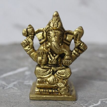 Handcrafted Brass Lord Ganesha Idol – 190 gm