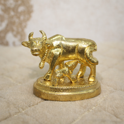 Brass Kamdhenu Cow and Calf Idol – 175 gm