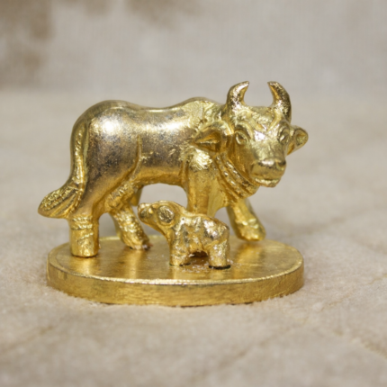 Brass Kamdhenu Cow and Calf Idol – 110 gm