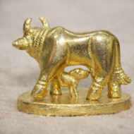 Brass Kamdhenu Cow and Calf Idol – 110 gm - Image 2