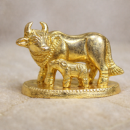 Brass Kamdhenu Cow and Calf Idol – 80 gm