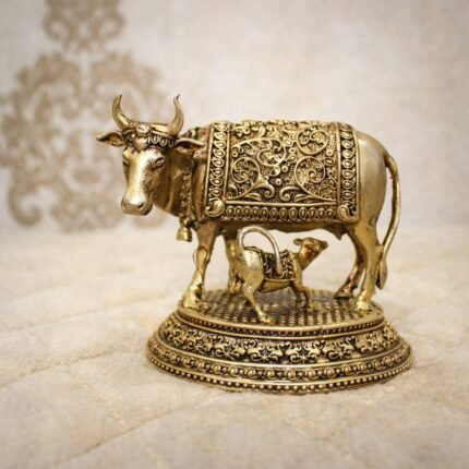 Brass Kamdhenu Cow and Calf Idol – 120 gm